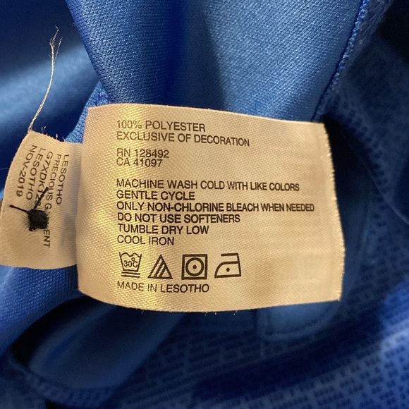 Greg Norman XL Men’s Golf Shirt, royal blue tone on tone striped Poly, like new - Picture 5 of 6